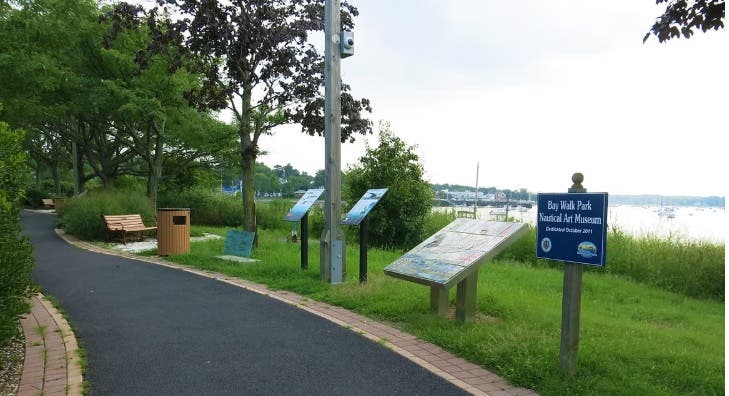 Historic Walking Tours of Manhasset Bay