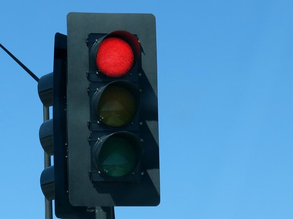 A contractor for the Illinois Department of Transportation began working on the impacted traffic light around 11:30 a.m. Tuesday.