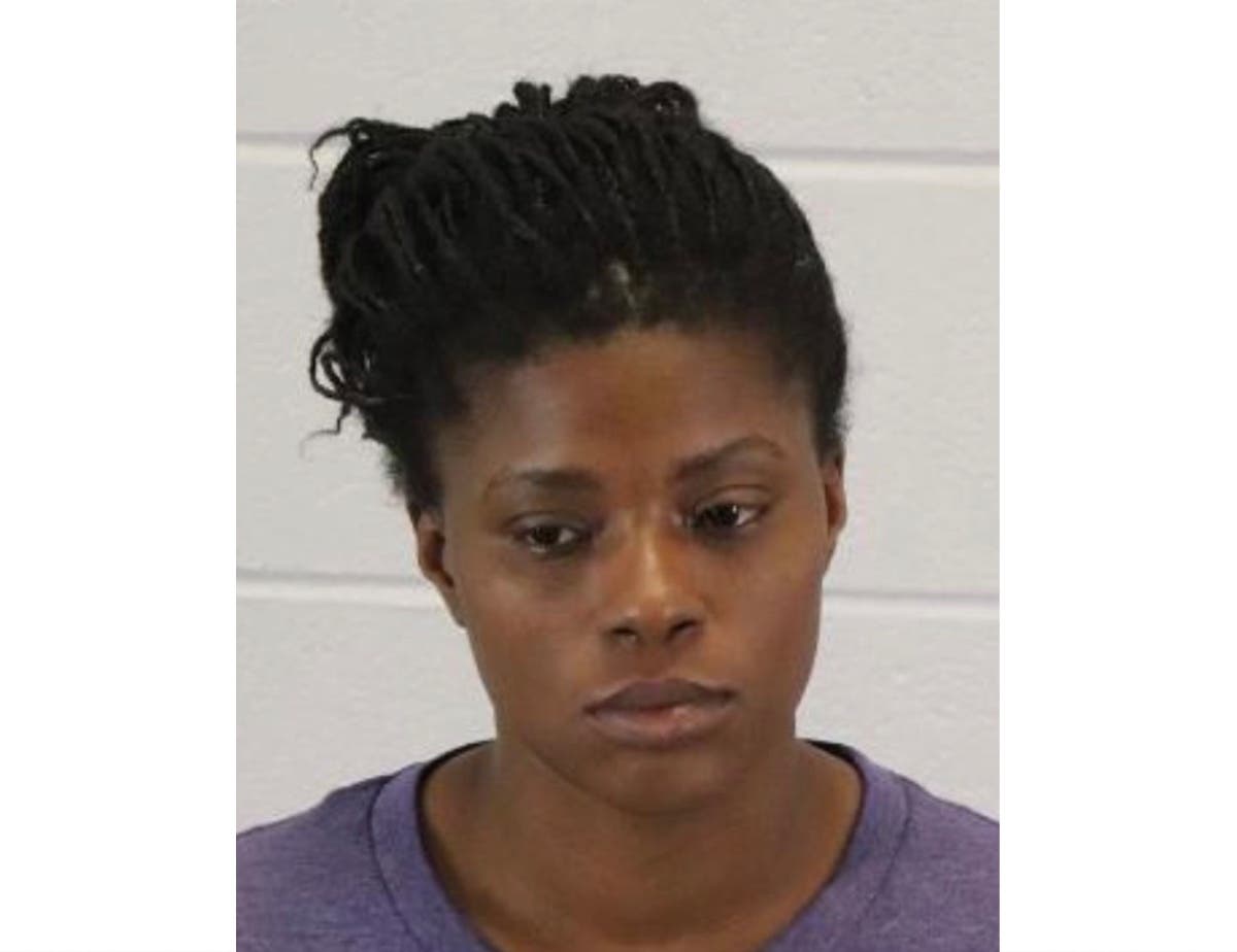 Kendra Presley, 28, of the 18000 block of Poplar Lane in Country Club Hills.