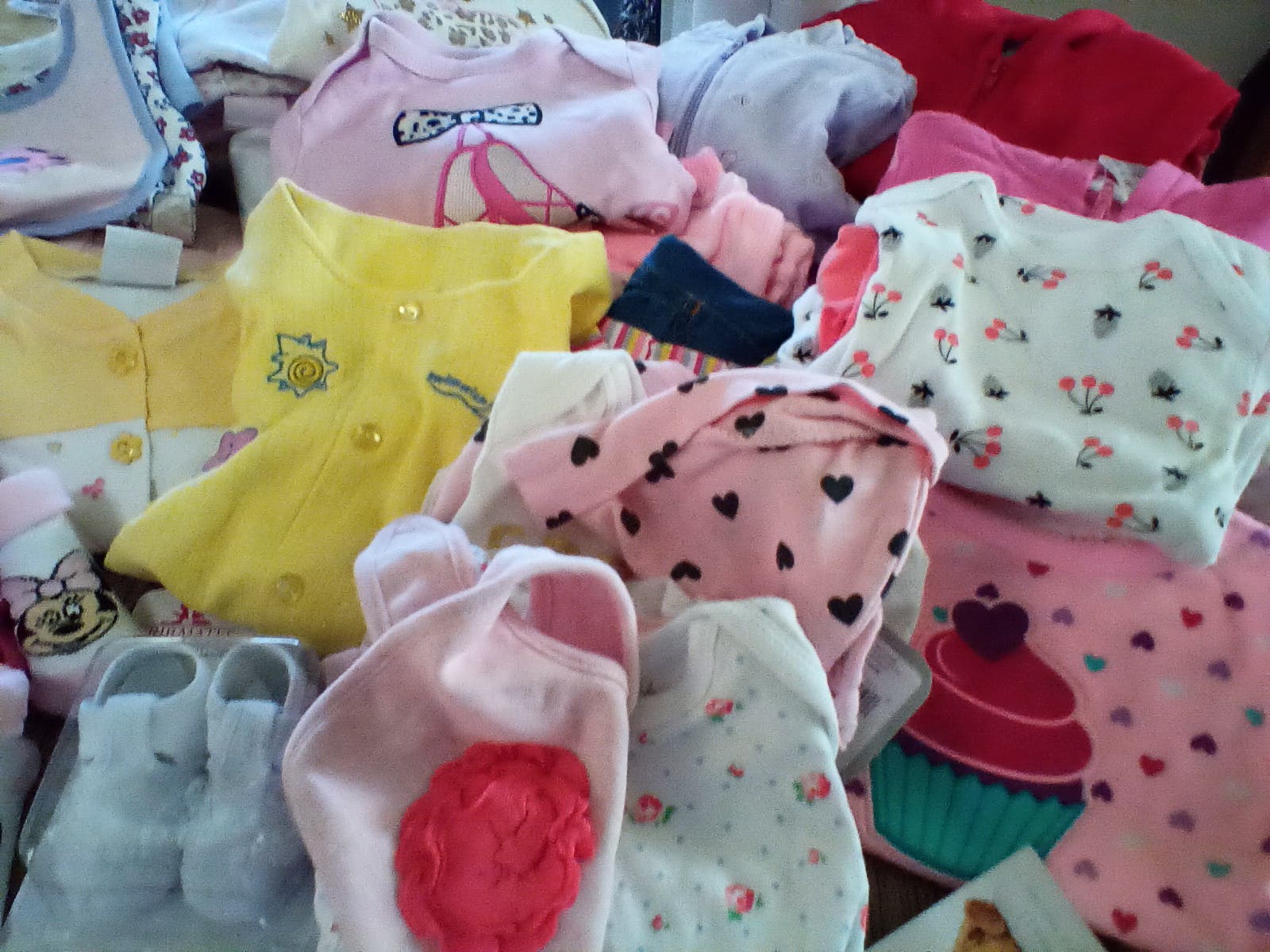 Collection baby girl clothes size O to 24 mos over 75 pieces. 150 for