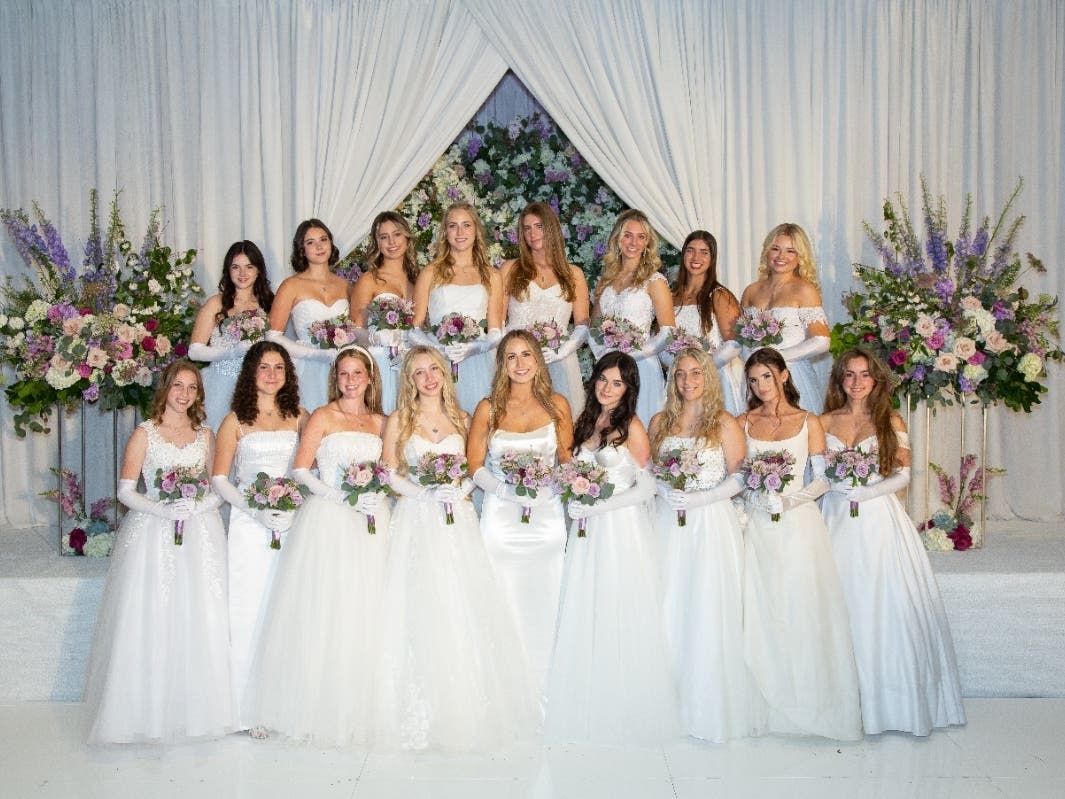 Top L to R: Jaidyn P, Abigail L, Natalie W, Alexa R, Lauren R, Taylor D, Amira T, Victoria C
Bottom L to R: Macy J, Nadia M, Katherine R, Ella M, Katherine C, Mia G, Payton P, Makhenna A, Natalie R