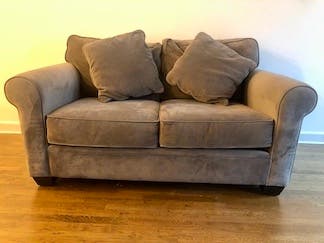 LOVELY LOVESEAT - Great Condition - Must Pick Up by July 5 - FREE