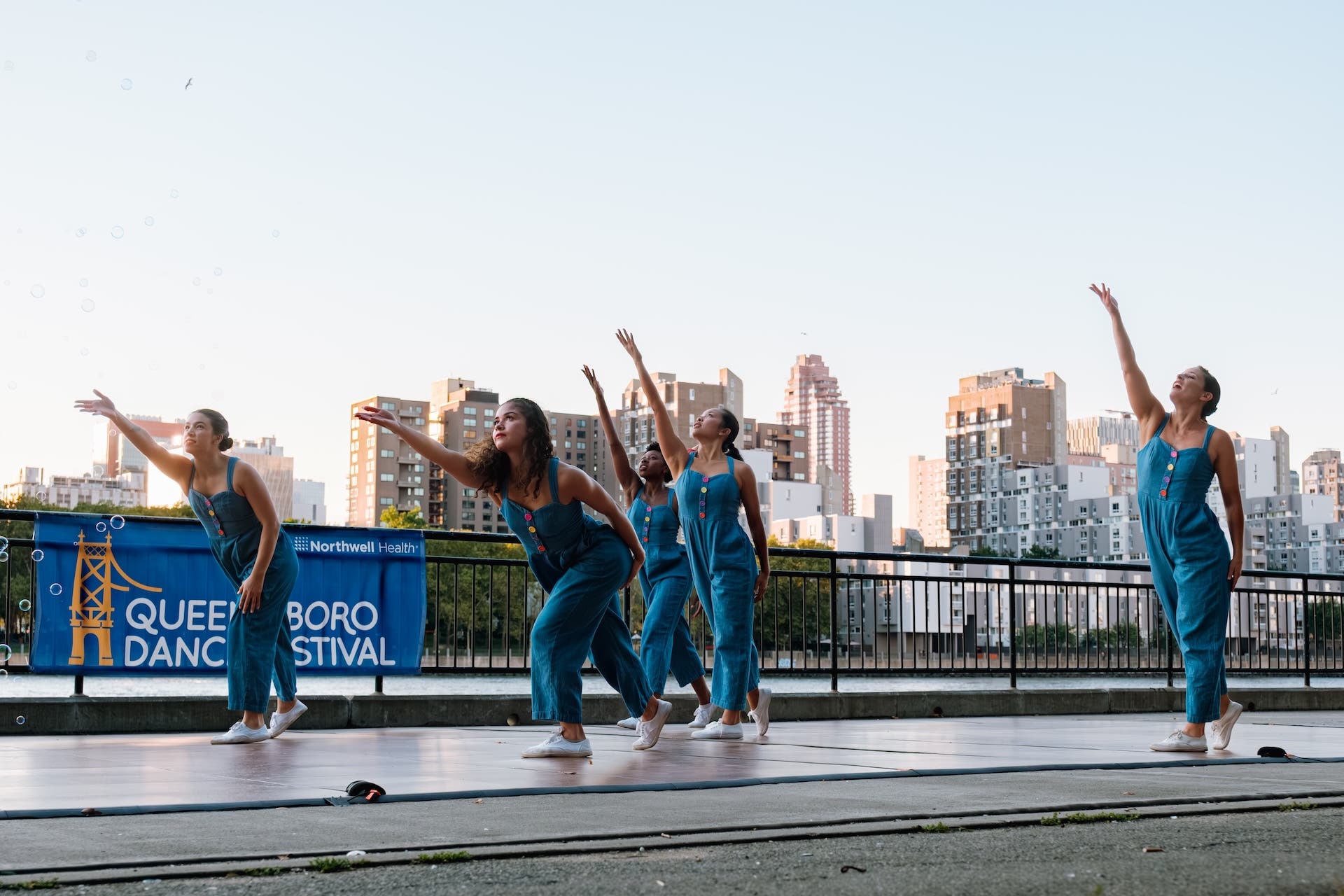 Performances & Pre-Show Yoga at Queensbridge Park LIC