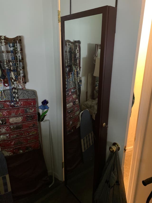 Brand new over the door jewelry box hanging style