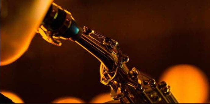 Candlelight: Tribute to Michael Jackson