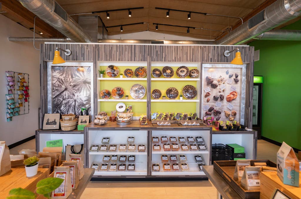 Sphinx Date Co. Announces Weekly Farm Stand Popup Featuring Rhiba Farms Beginning MAY 13