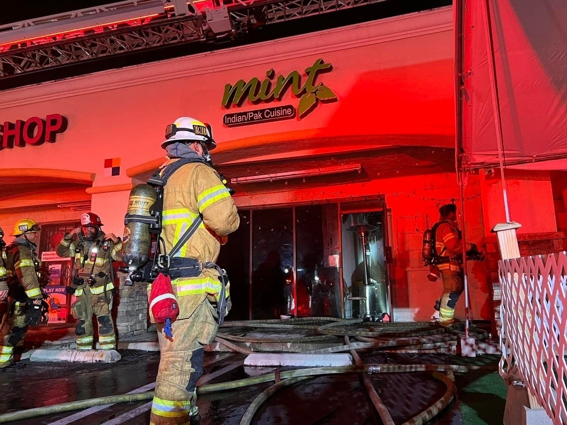 Orange County firefighters got to work early Thursday morning after dousing a blaze inside of a Laguna Hills eatery.