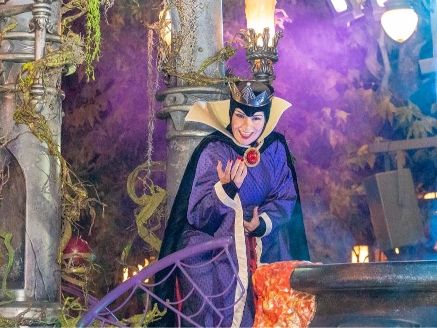 A Disney Halloween Party, will officially return to Disneyland Resort this upcoming Halloween season. 