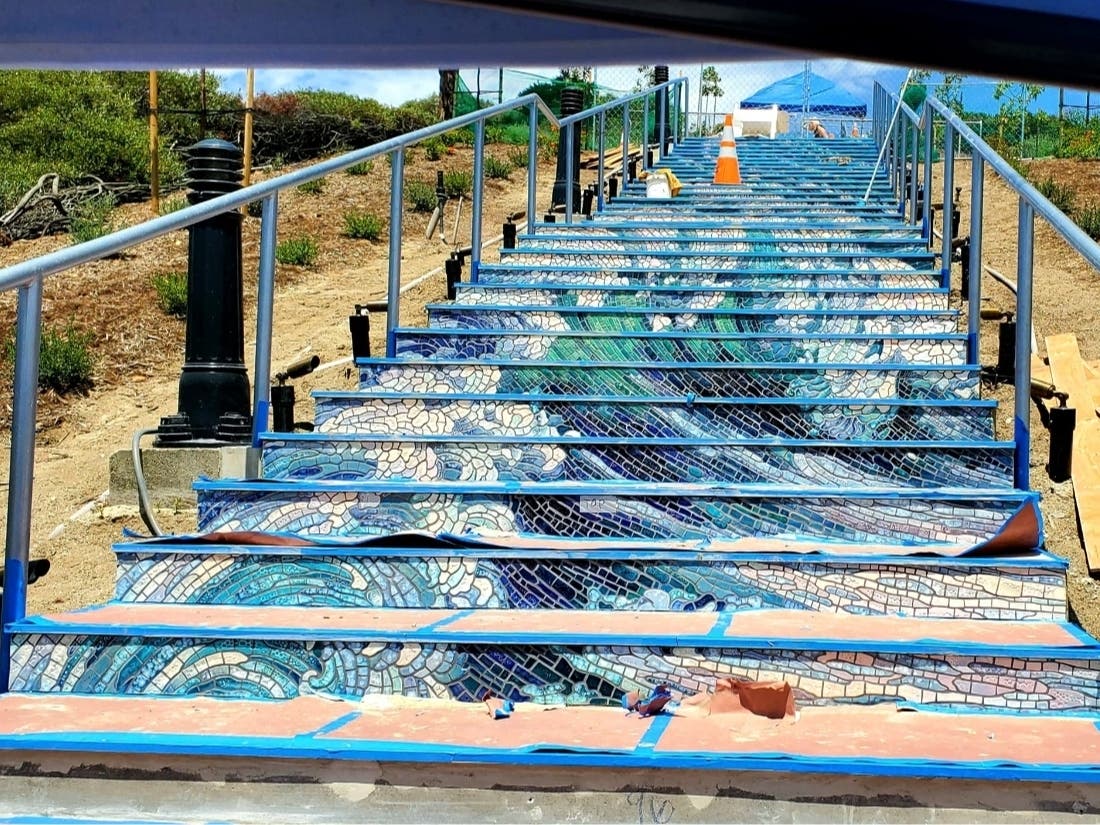 An Orange County artist is hard at work as she and her crew finish a breathtaking mosaic piece on the stairs of Lantern Bay Park in Dana Point. 