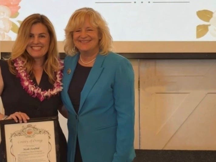 Nicole Stanfield leaders the Santa Margarita Water District's public affairs team and was among 25 leaders who received an award at the 5th Annual Women Making a Difference Awards ceremony, hosted by Orange County Supervisor Katrina Foley.