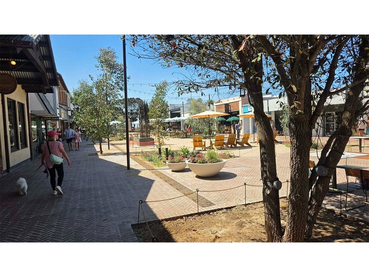 The Promenade on Forest ribbon-cutting ceremony takes place on Friday, Sept. 25, the city said in a statement.