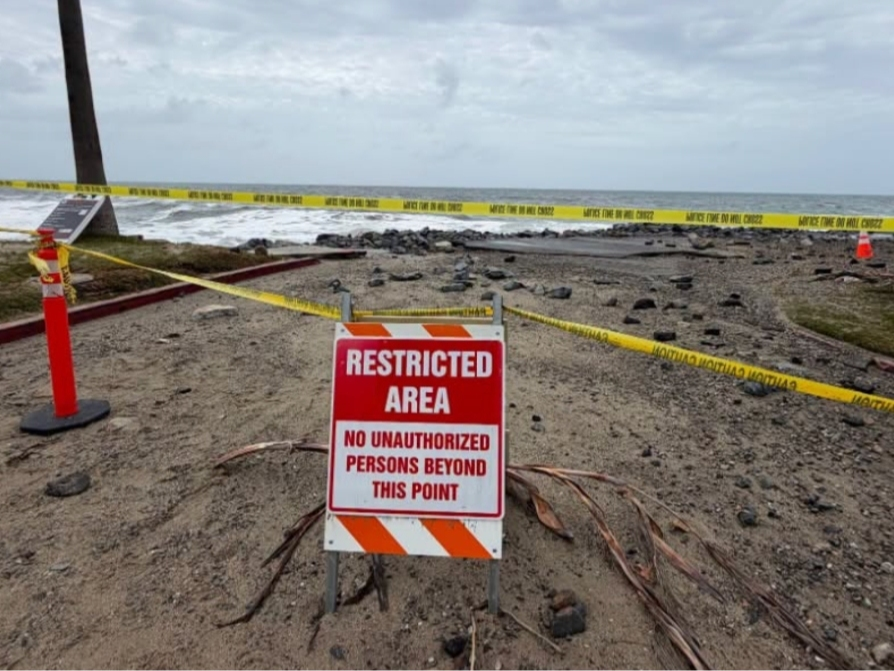 City staff announced the closure of the Aliso Beach parking lot "until further notice" this Wednesday.
