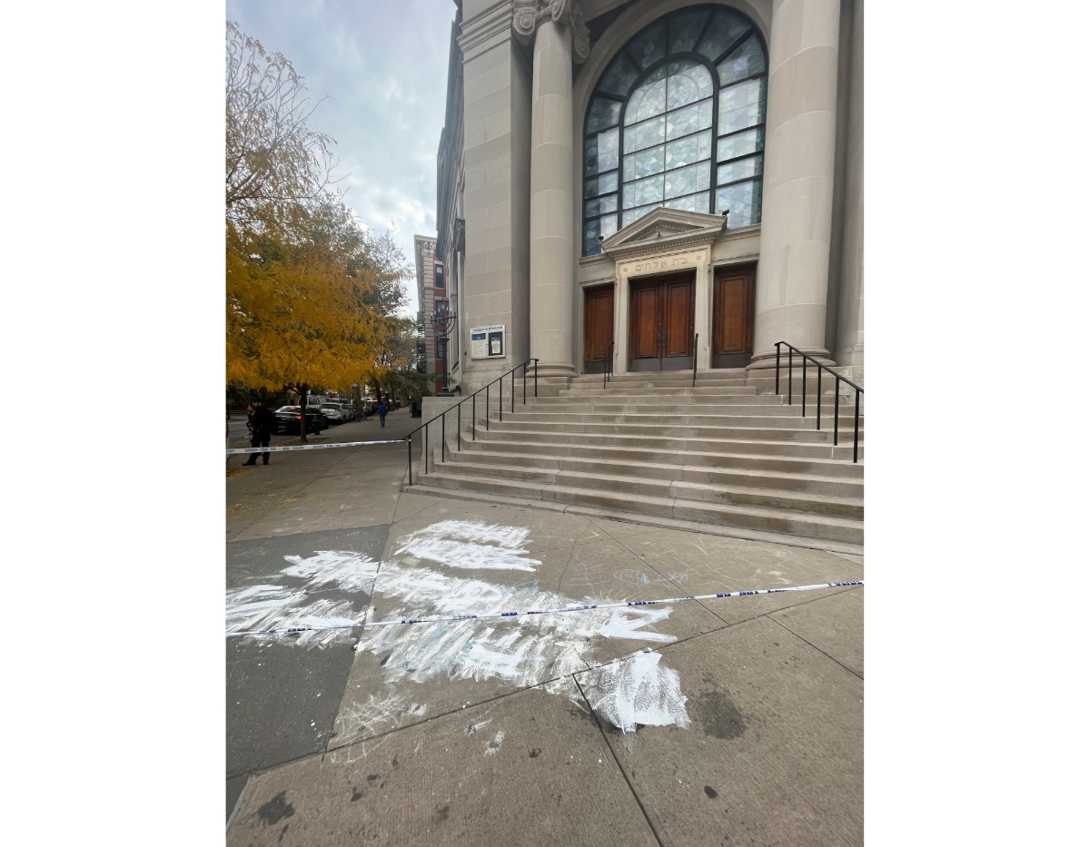 'Free Palestine' Appears Outside Brooklyn Synagogue | Brooklyn, NY Patch