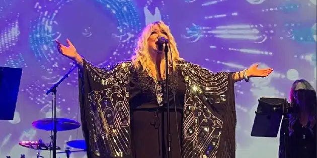 Pamela McNeill – Janis, Stevie, Dolly and Me