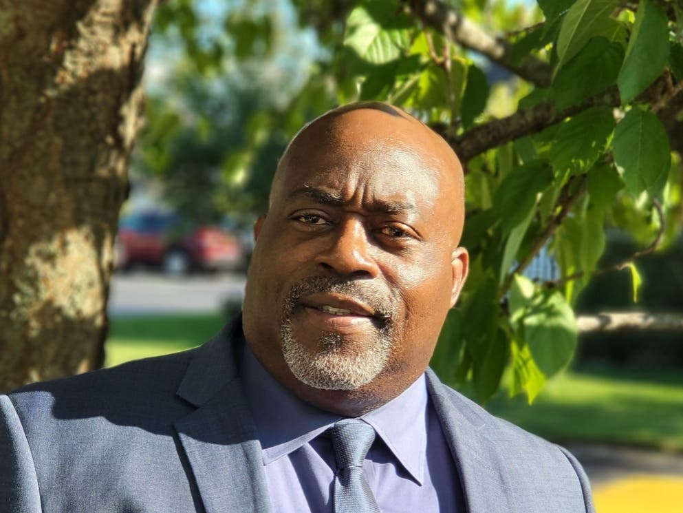 Darrin Green is running for Islip Town Council District 2.