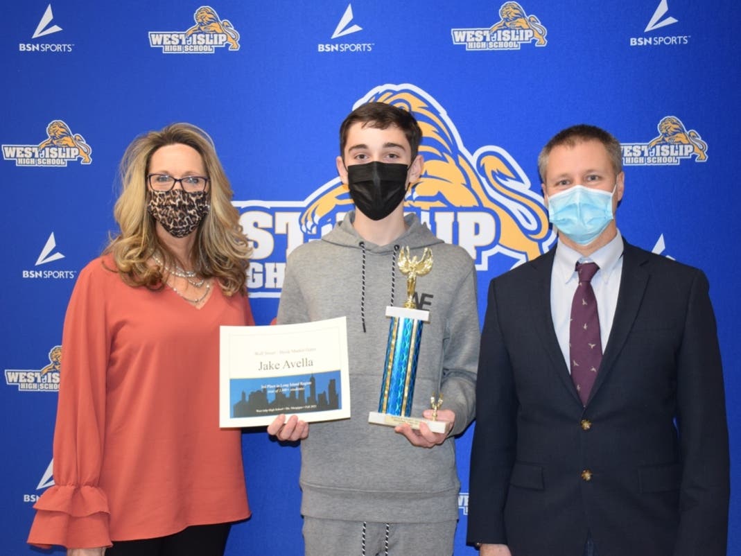 Jake Avella (center) competed against 1,400 teams across Long Island.