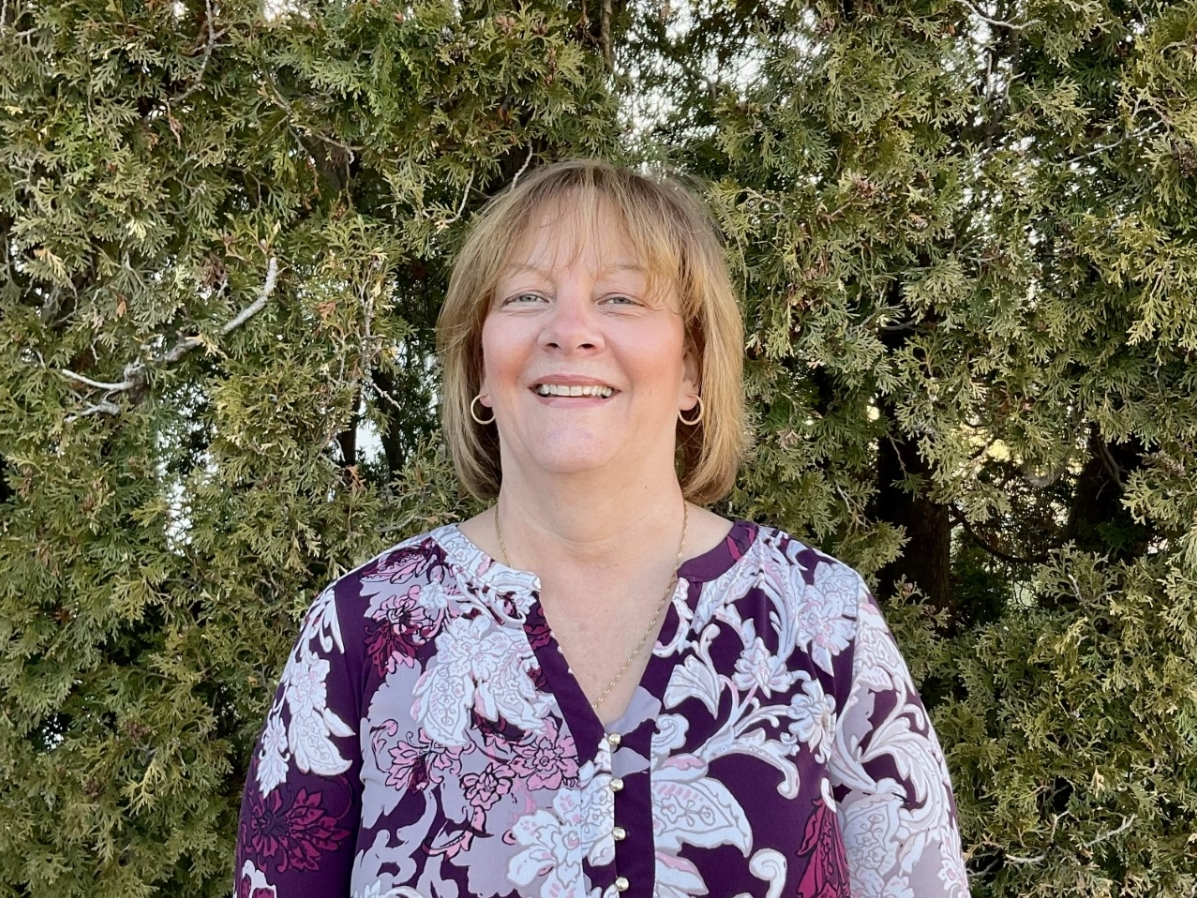 Denise Danihel, EPCHS class of 1977, is the 7th Ward alderwoman on the Oak Forest City Council.