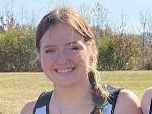 Katherine Beyer was one of three Evergreen Park Cross Country athletes who qualified for the sectional round in 2022. 