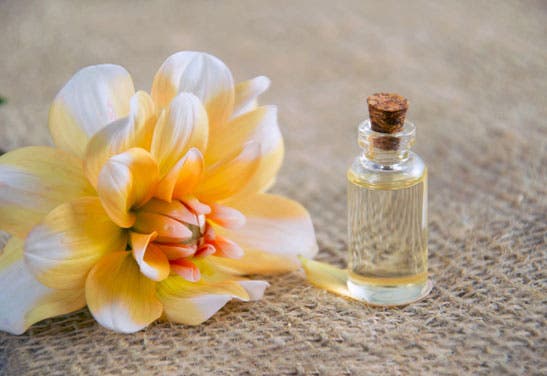 Summer Skin Refreshers with Essential Oils