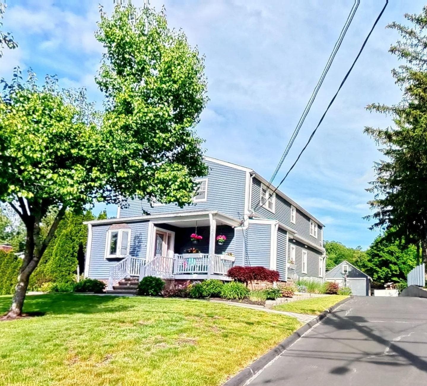 2 Unit Multifamily + Detached Building + Turnkey Income