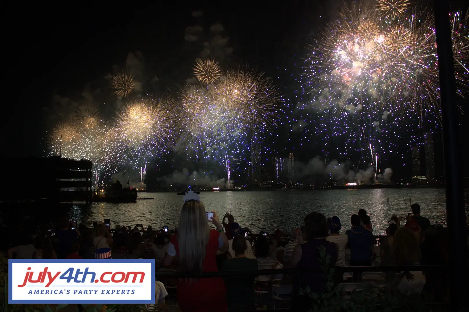 NYC's Ultimate 4th of July: Front Row Fireworks Views!