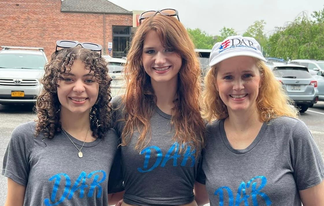Polly Cooper Chapter Members at Memorial Day Parade Polly Cooper Chapter Members at Memorial Day Parade