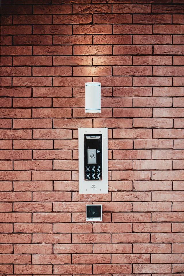 Photo by Bernard Hermant on Unsplash