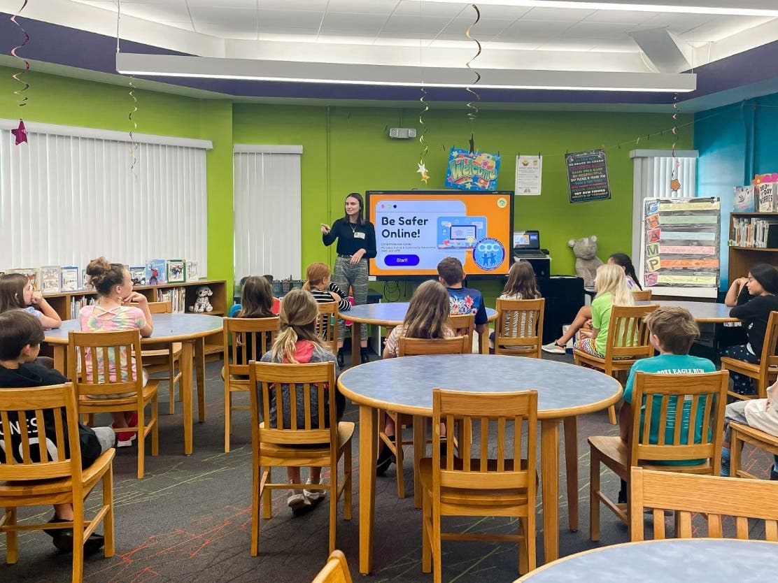 News small post card thumbnail