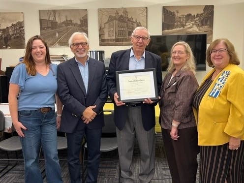 News small post card thumbnail