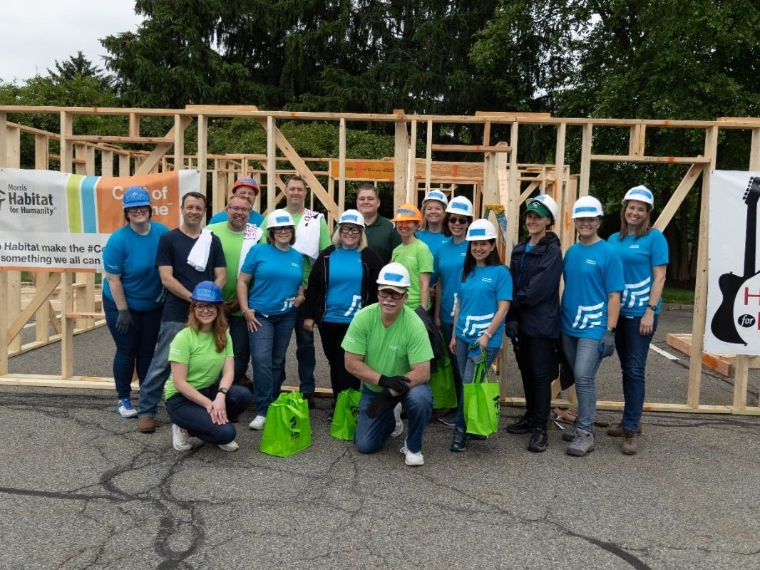 During the Summer Kickoff Celebration, more than 200 volunteers from Park Avenue at Morris County participated in a campus-wide build. 