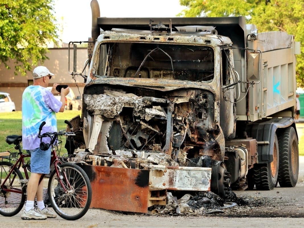 Garbage Truck Fire In Phoenix Highlights Risks Of Lithium-Ion Batteries In Trash