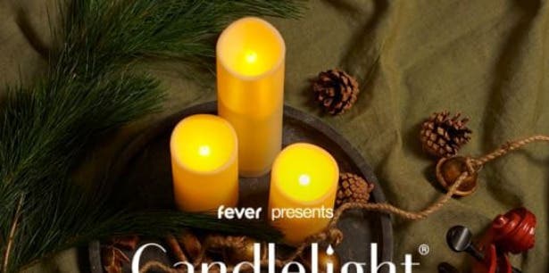 Candlelight: Christmas Classics
