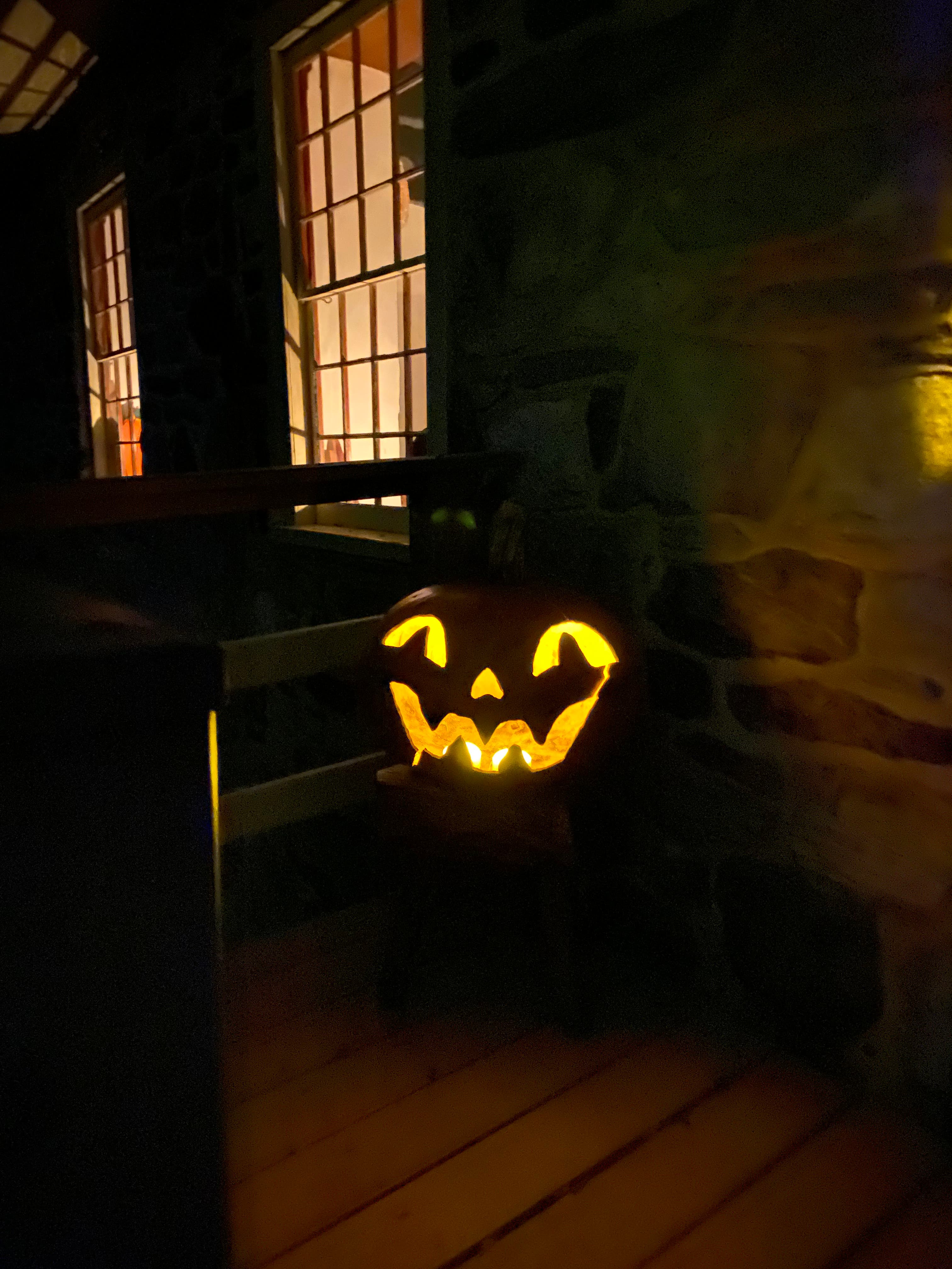Lantern Ghost Tours - Wicked Elizabeth Wilson