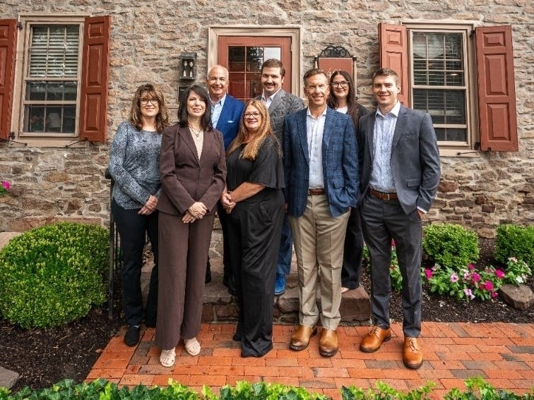 Anthony Petsis reflects on building his financial planning firm from the ground up. Now, he’s working alongside his son to carry its family-focused legacy into the future. 