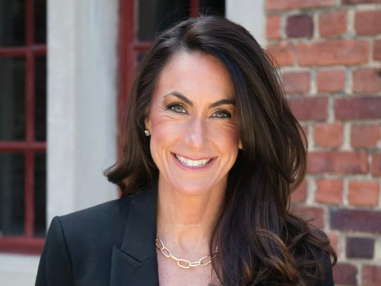 Tara Banasz shares some of the reasons she is running for office. 