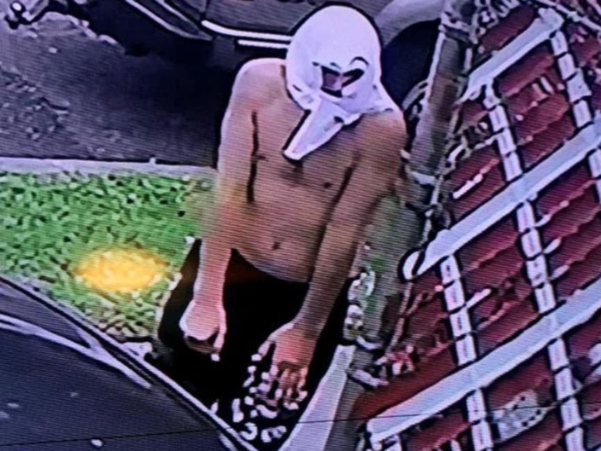 If you recognize the individual in this image, please contact the West Deptford Police Department. 