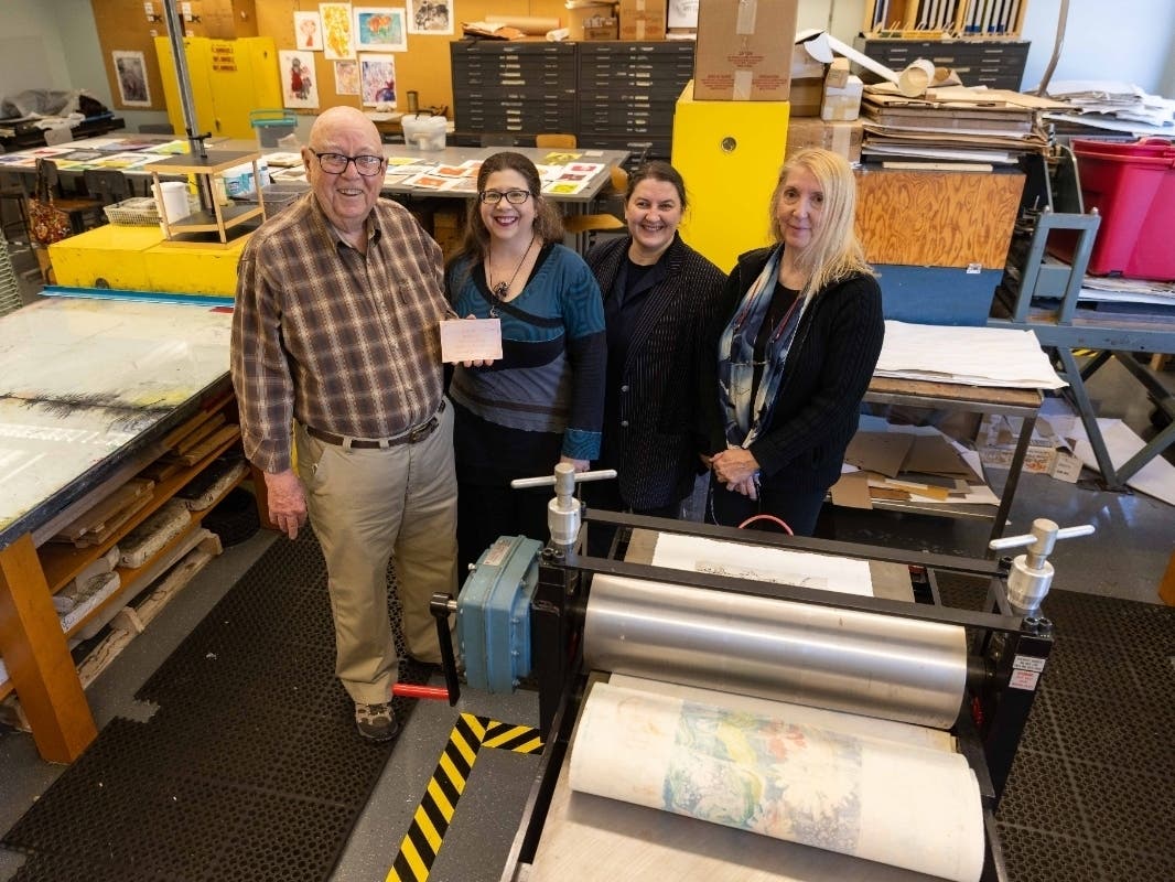 News small post card thumbnail