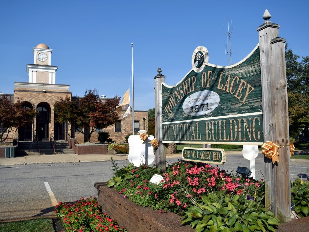 Township officials say a new municipal complex would provide necessary room for employees and fix code violations.