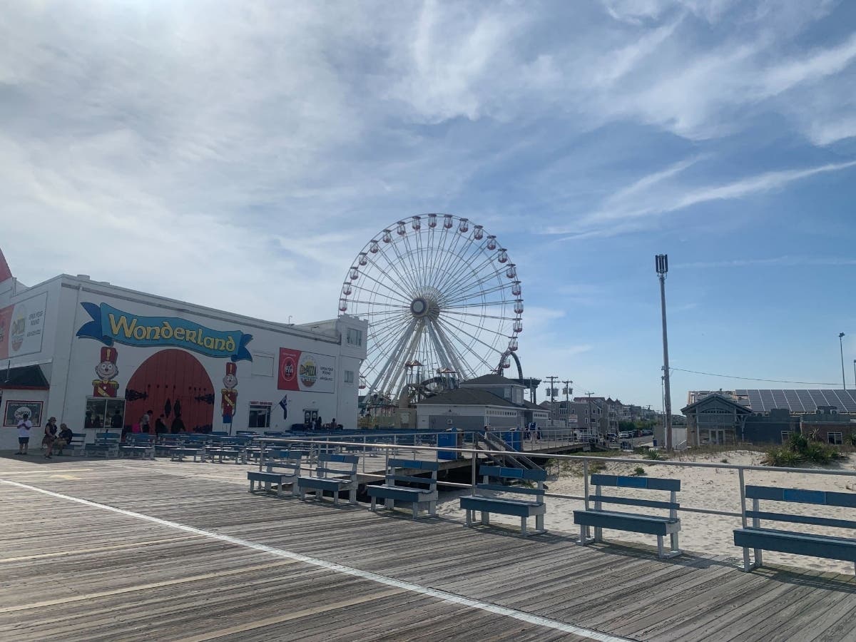 City Council voted to delay adopting a report that outlines the next steps of redeveloping the Boardwalk, including the former Gillian's Wonderland site at 600 Boardwalk.