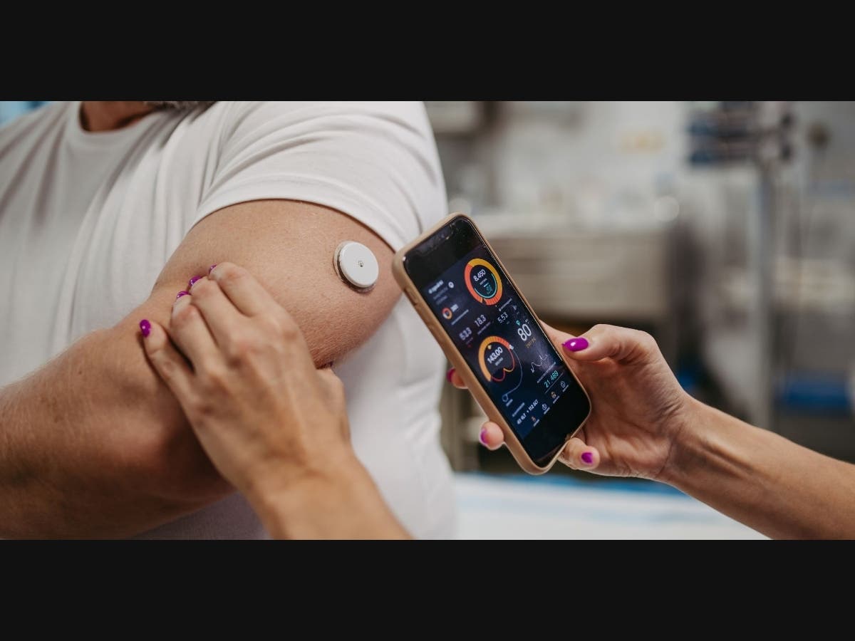 Dr. Kaja Falkenhain, postdoctoral researcher, and Dr. Leanne Redman, adjunct professor at Pennington Biomedical and Academic Director of the Charles Perkins Centre, were among the international group contributing to the new analytical platform.
