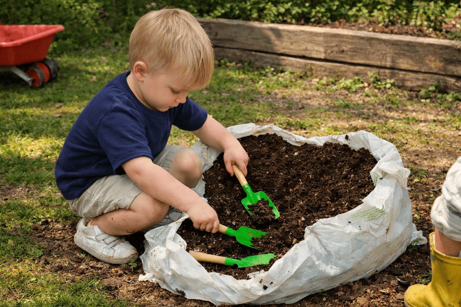 Summer Tiny Gardeners Week-Long Program