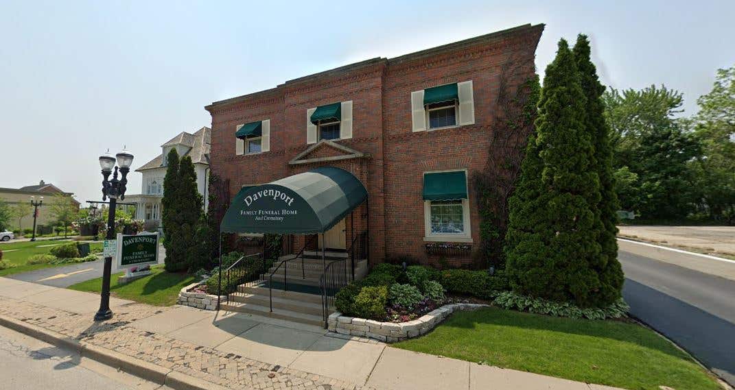 Davenport Family Funeral Homes and Crematory – Barrington