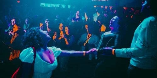 Broadway Rave