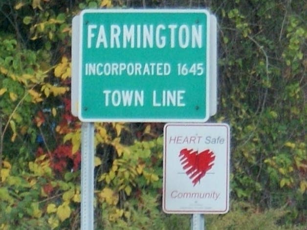 Farmington officials have announced this month that traffic on several local roads will be disrupted due to paving and milling work.
