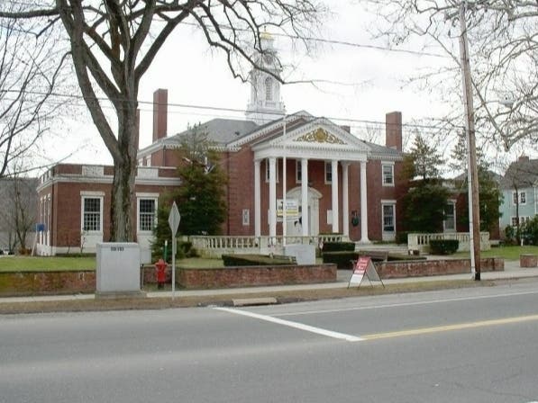 Simsbury voters Saturday will be heading to Simsbury Town Hall to decide $6 million plus in expenditures for as school expansion project and trail/sidewalk projects.