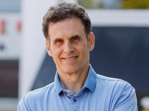 After a narrow 2022 defeat to state Sen. Lisa Seminara, R-Avon, Harwinton Democrat Paul Honig is again seeking the 8th Senate seat in the state legislature, he announced Monday.