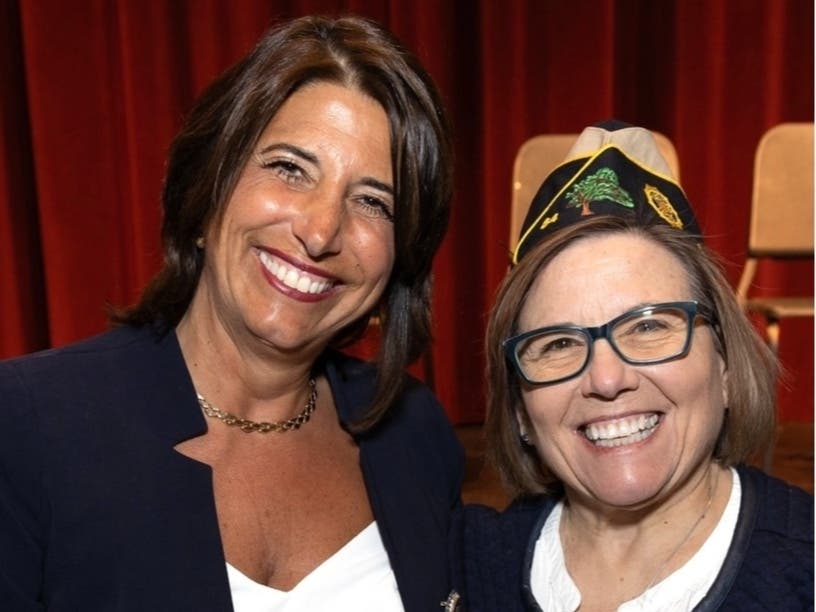 https://patch.com/img/cdn20/users/25990360/20240923/104925/styles/patch_image/public/simsbury-wartime-service-medals-1___23104702826.jpg