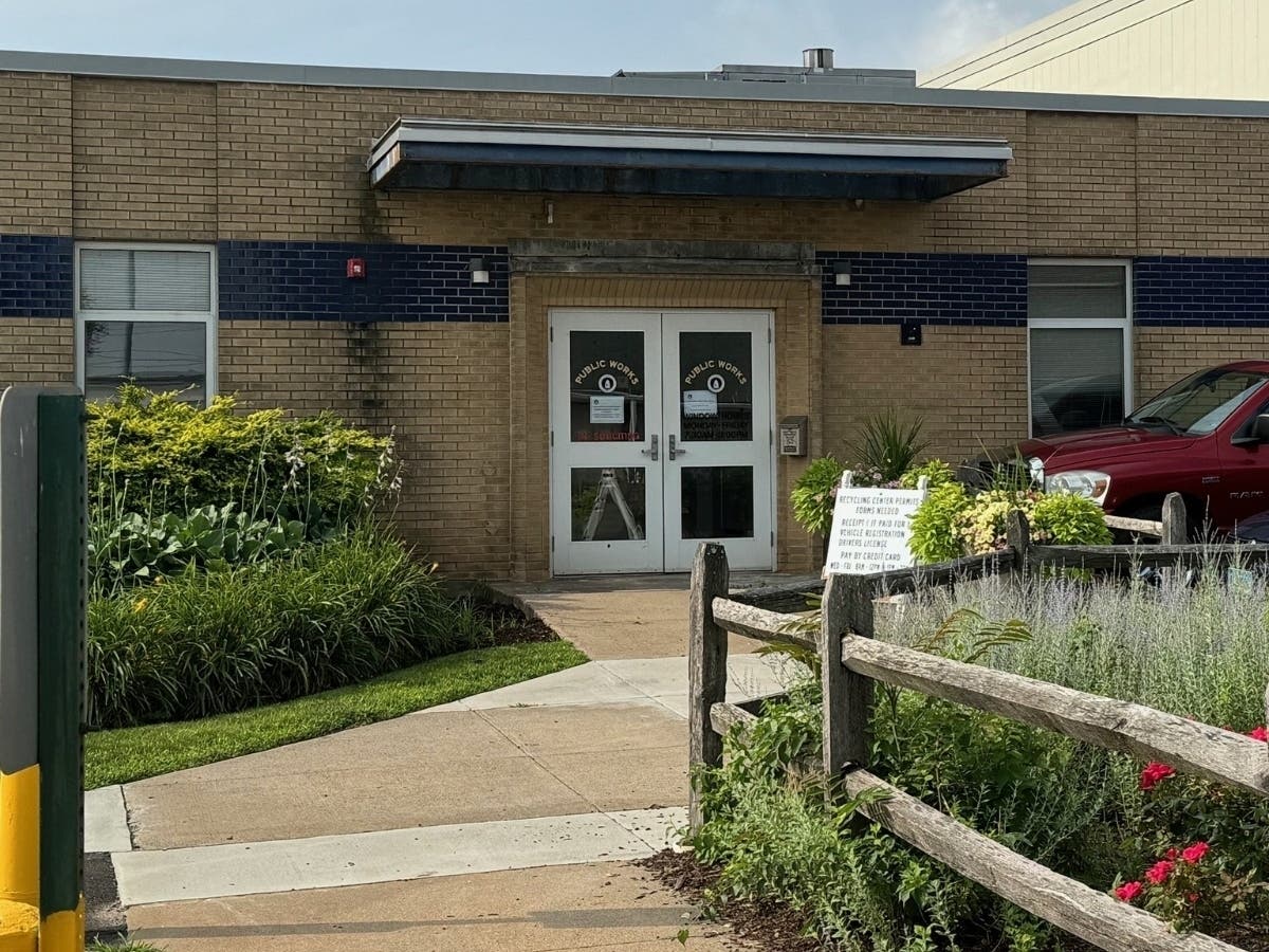 The West Hartford Department of Public Works office will be open Saturday morning to give residents a bit more time to purchase/pick up their recycling/yard waste permits.