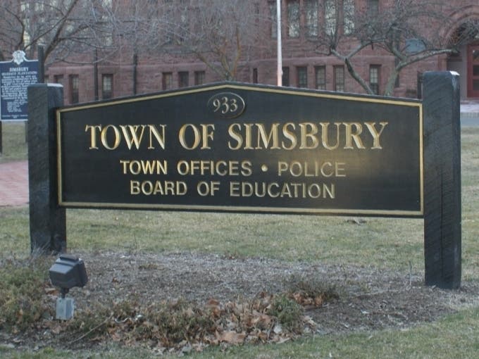 Simsbury voters were clear on how they viewed the proposed 2026-27 town/school budget packages put up to vote at Saturday's referendum.