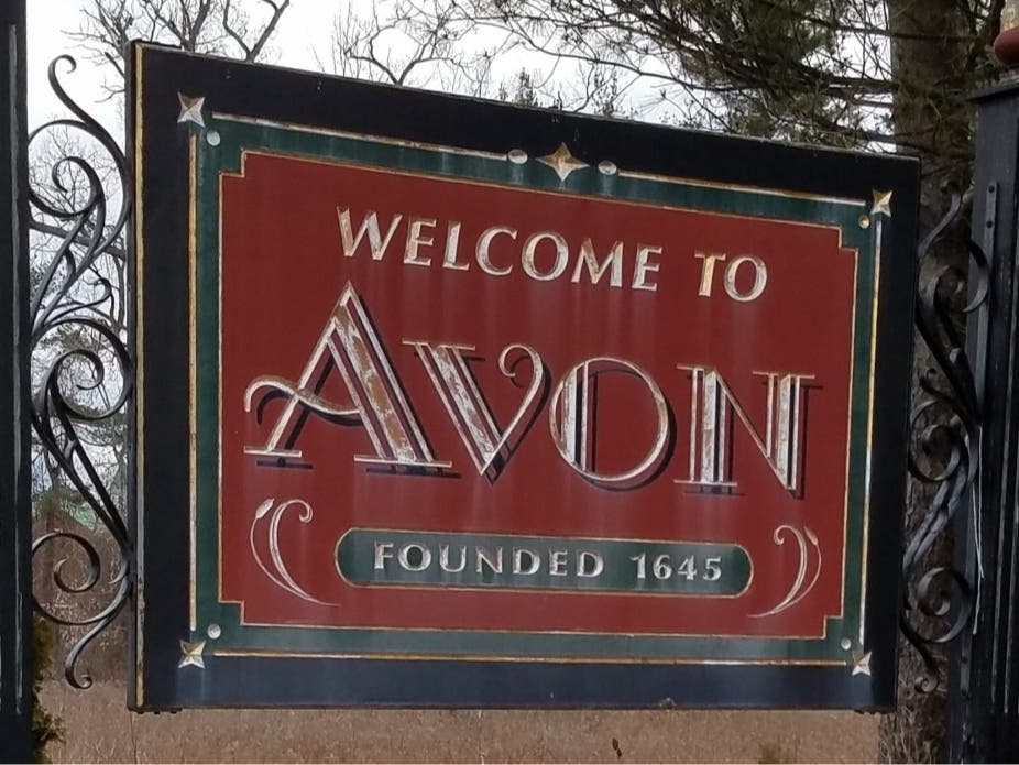 The Avon Community Fund at the Greater Hartford Gives Foundation is accepting applications for grants supporting projects that strengthen the well-being, vibrancy, and resilience of the local community.